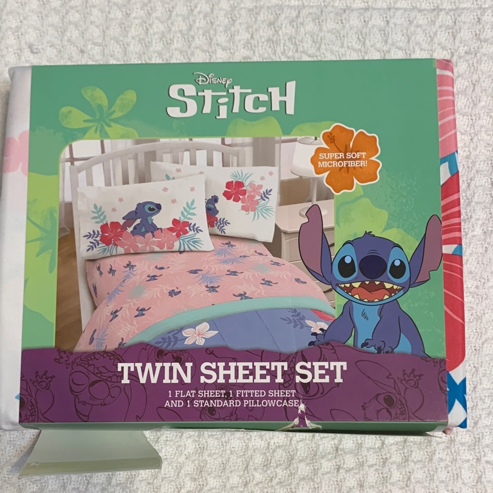 Disney Stitch Twin Sheet Set - Pink and Blue